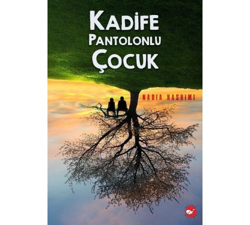 Kadife Pantolonlu Çocuk