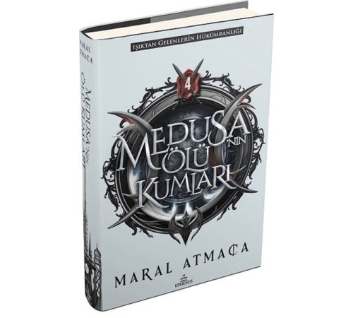 Medusa'nın Ölü Kumları 4 (Ciltli)