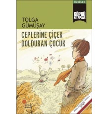 Ceplerine Çiçek Dolduran Çocuk